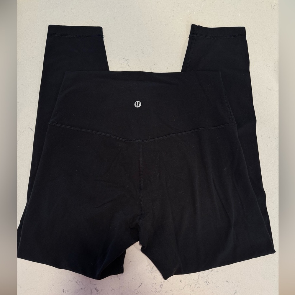 Lululemon Align 25” Black GUC Size 8